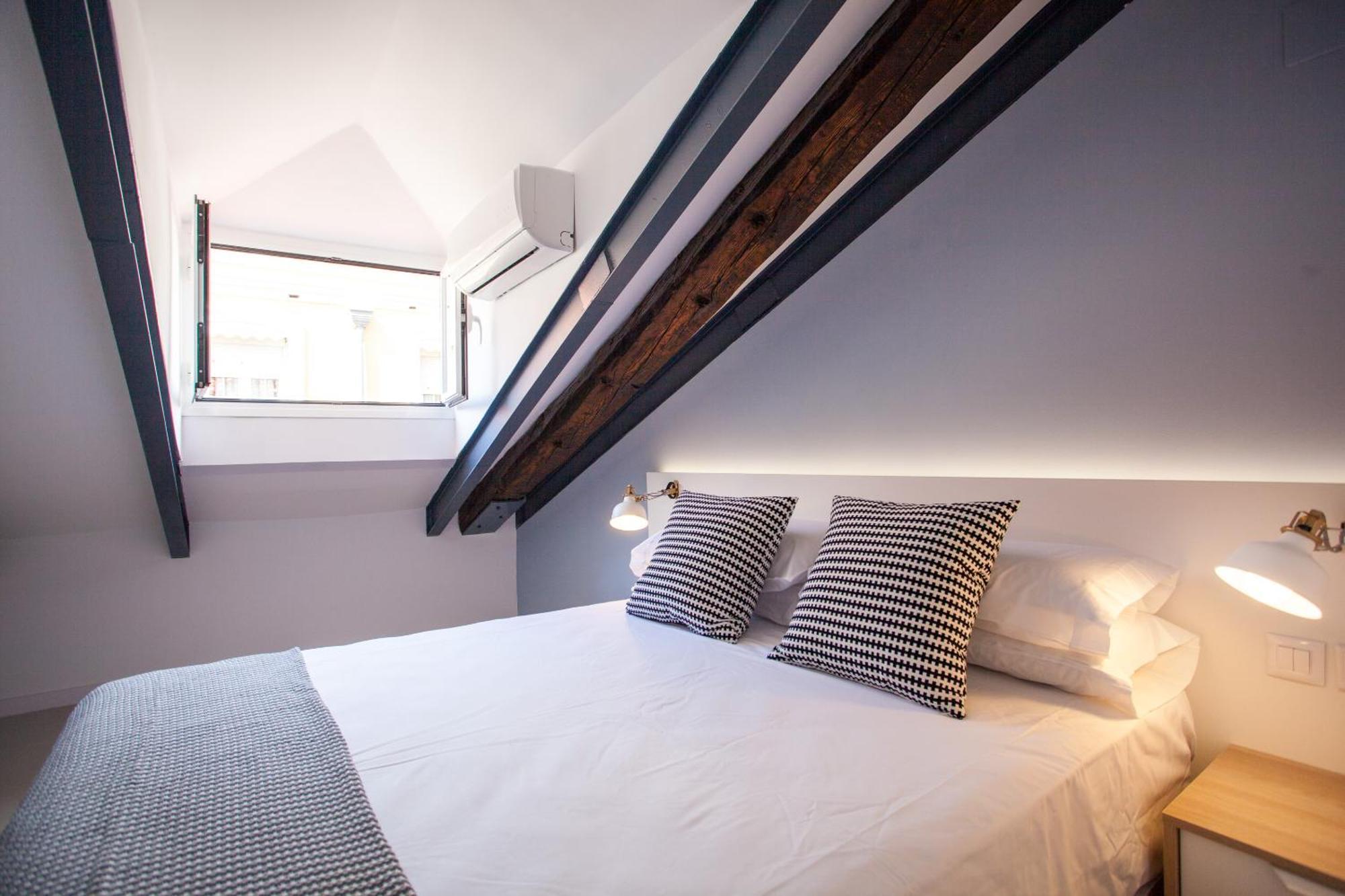 Apartment In Malasana Madrid Luaran gambar