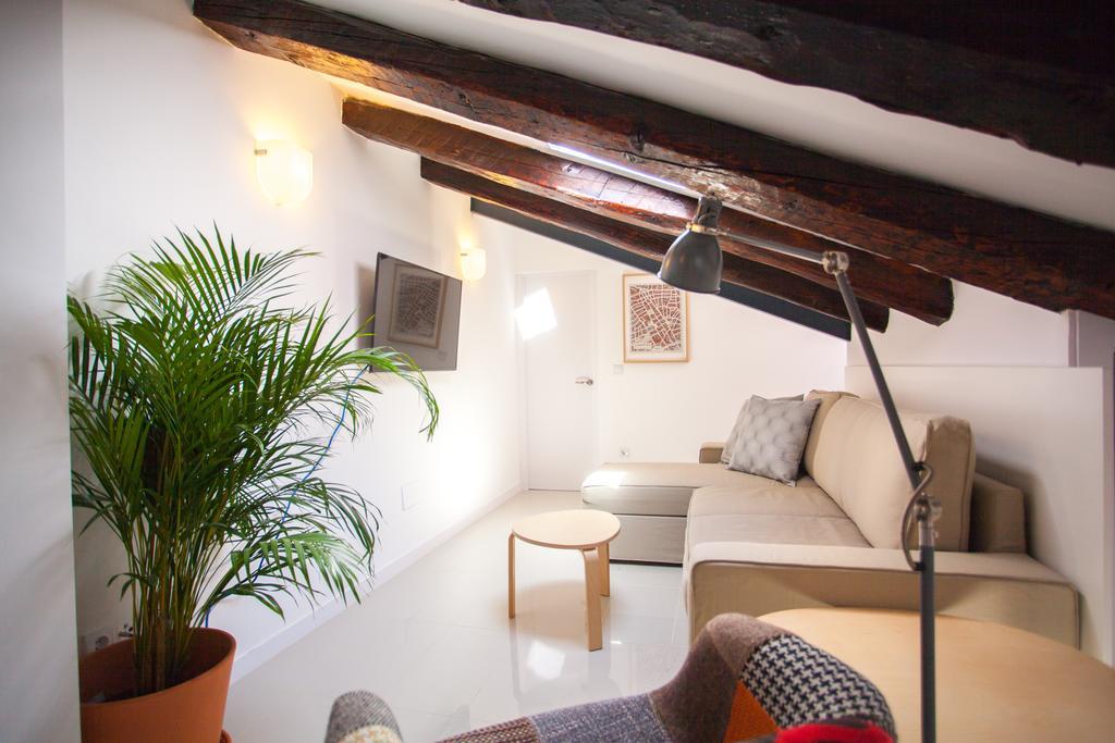 Apartment In Malasana Madrid Luaran gambar